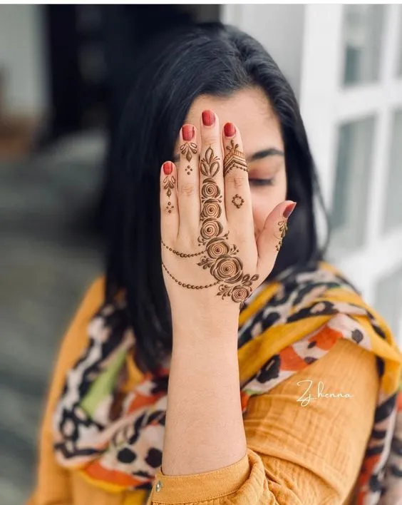 1 finger mehndi design