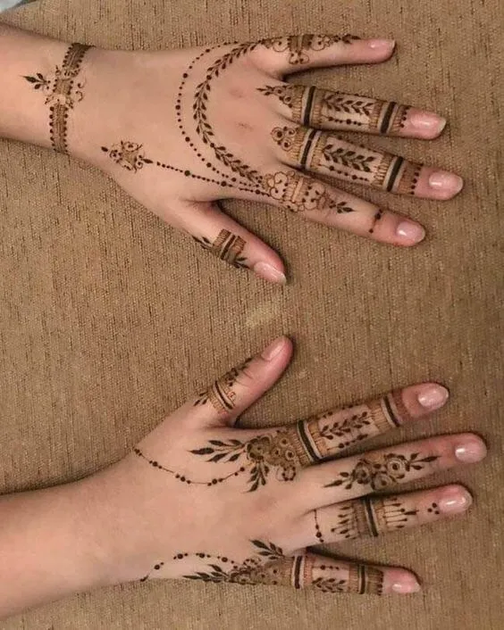 mehndi designs finger back side