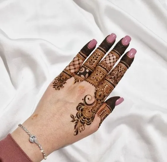 finger easy mehndi designs