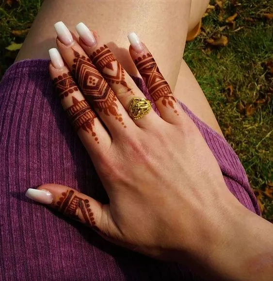 finger simple mehndi design