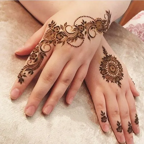 finger tattoo henna