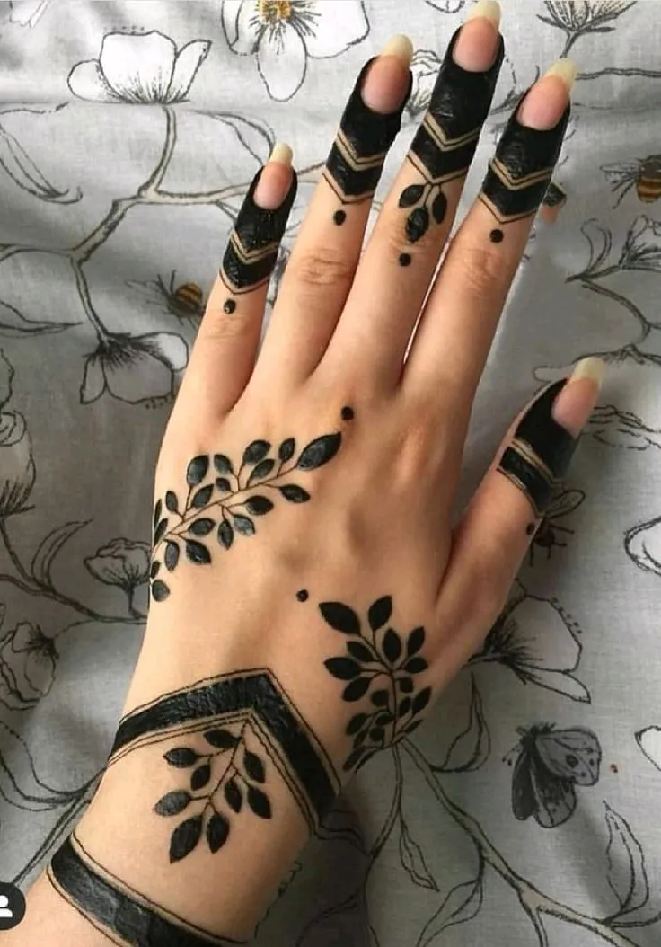 finger tips mehndi design