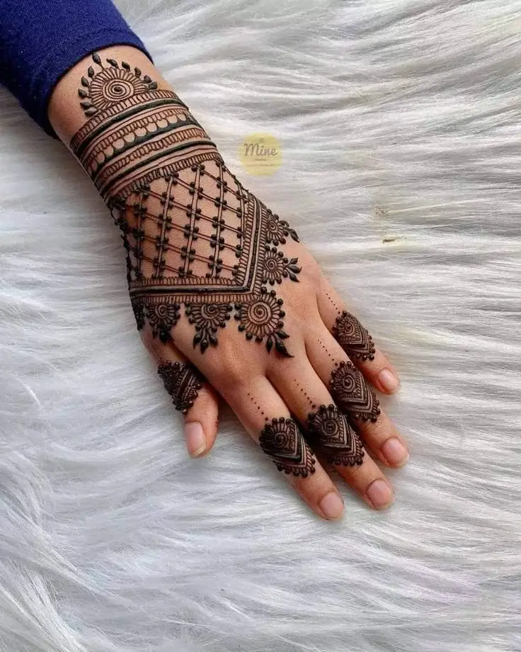 Easy Arabic bridal front hand mehndi