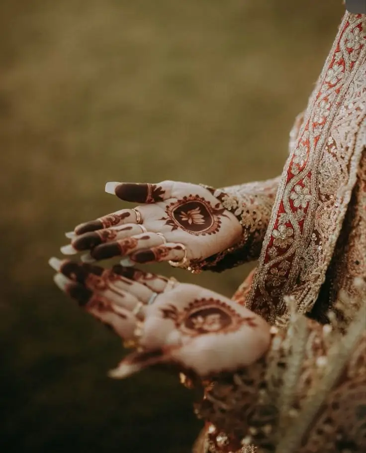 Half Hand Easy Arabic Mehndi Design