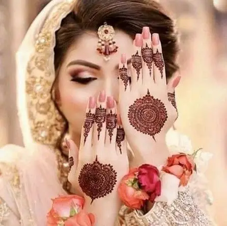 Omani front hand patterns
