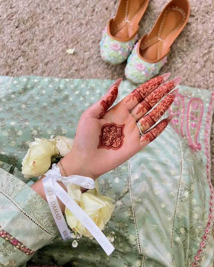 Pinterest worthy Arabic henna