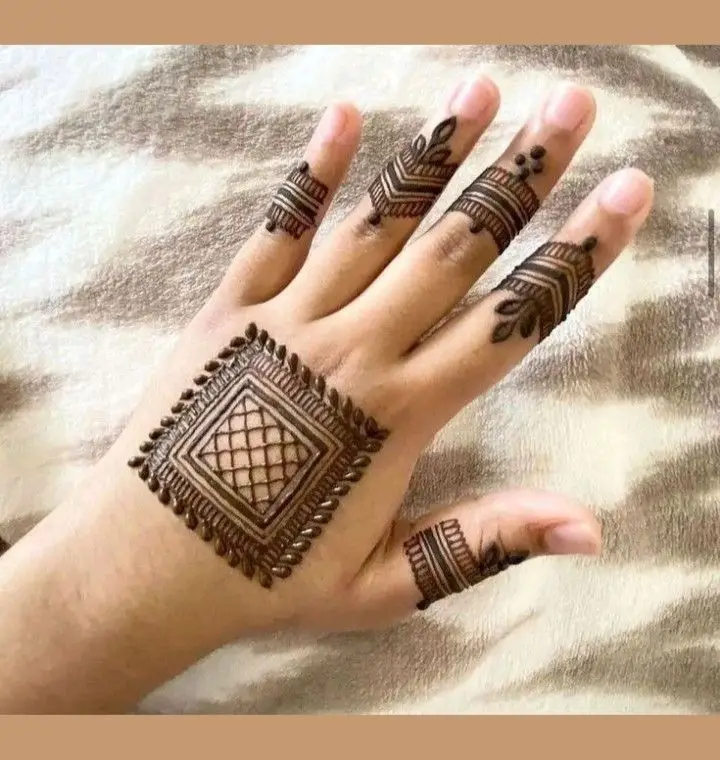 Saudi Arabic palm designs
