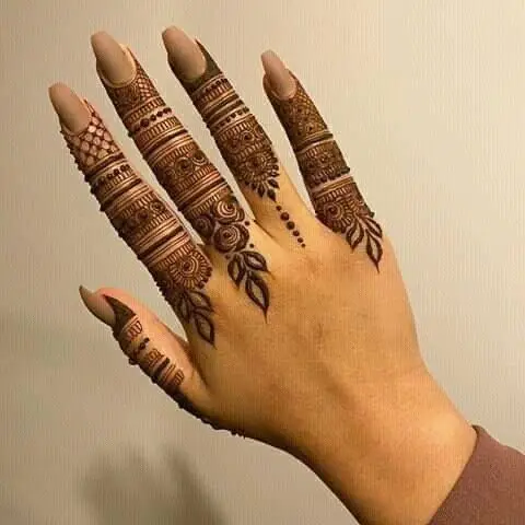 Arabic Khaleeji Fingertip Designs