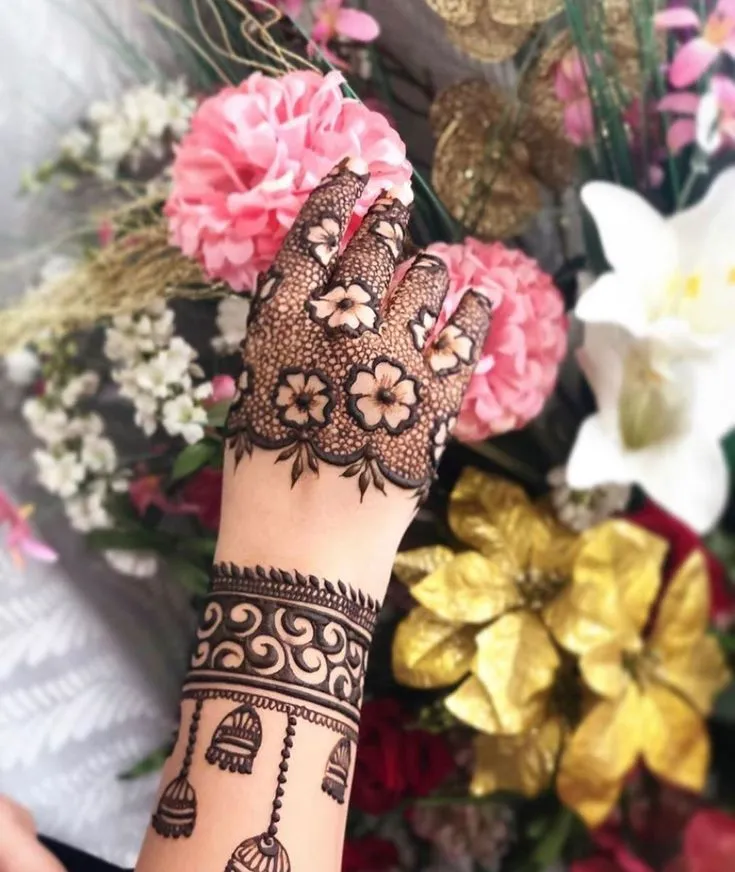 Best rose design for small hands
