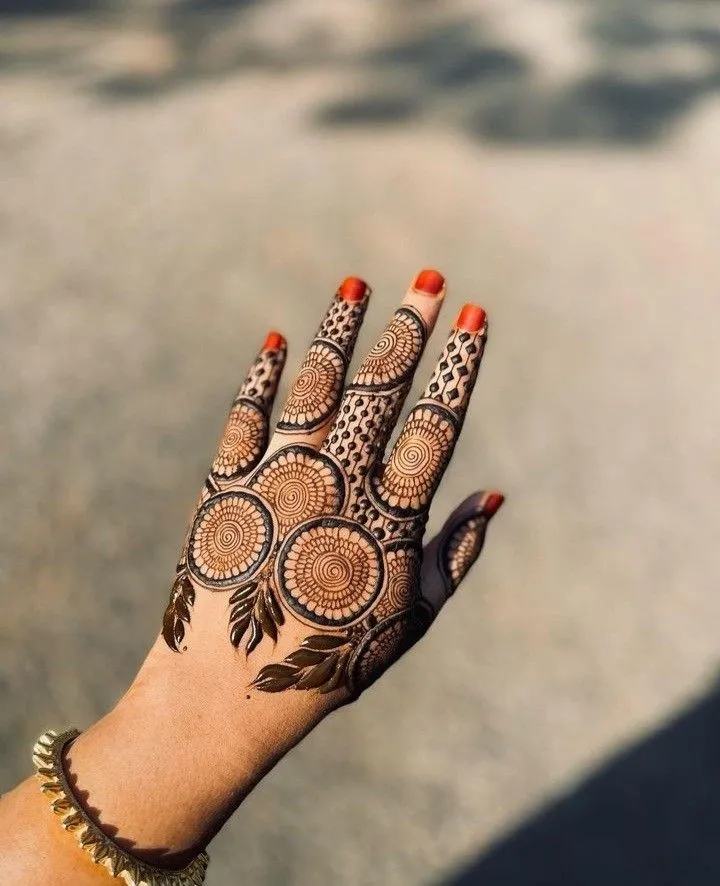 Black rose mehndi design