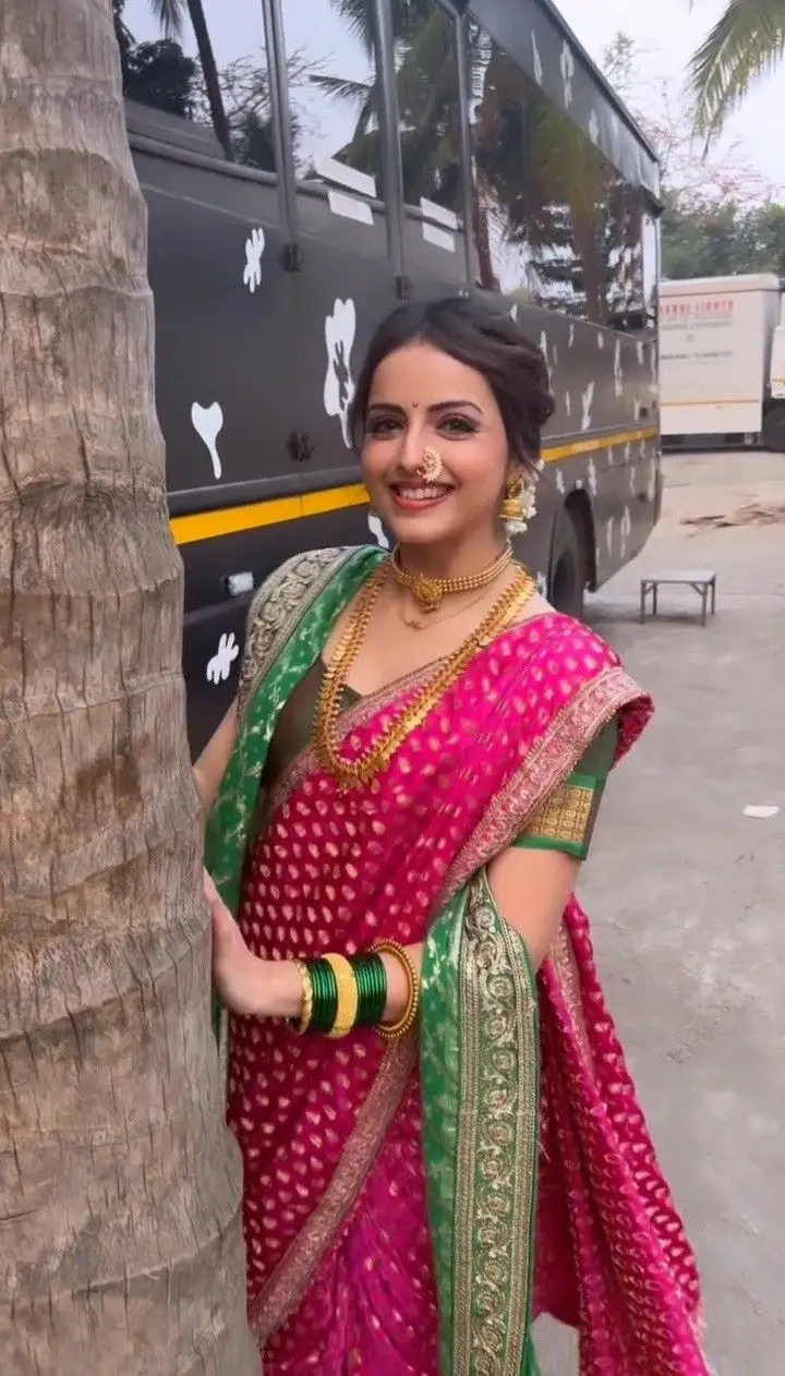 Cape style bridal mehndi outfit