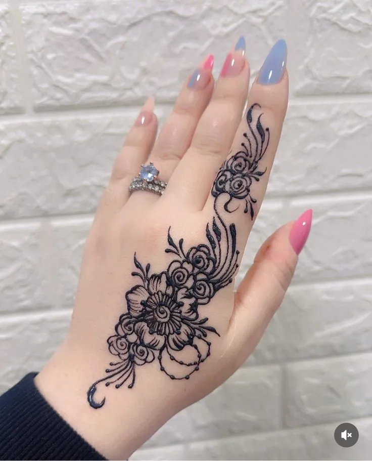 Contemporary flower henna styles