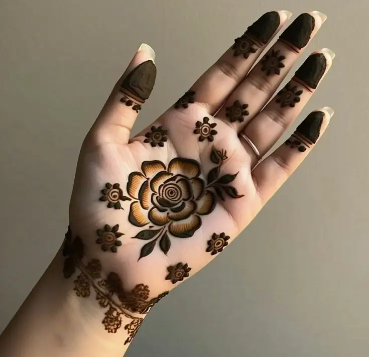 Dainty Left Hand Mehndi