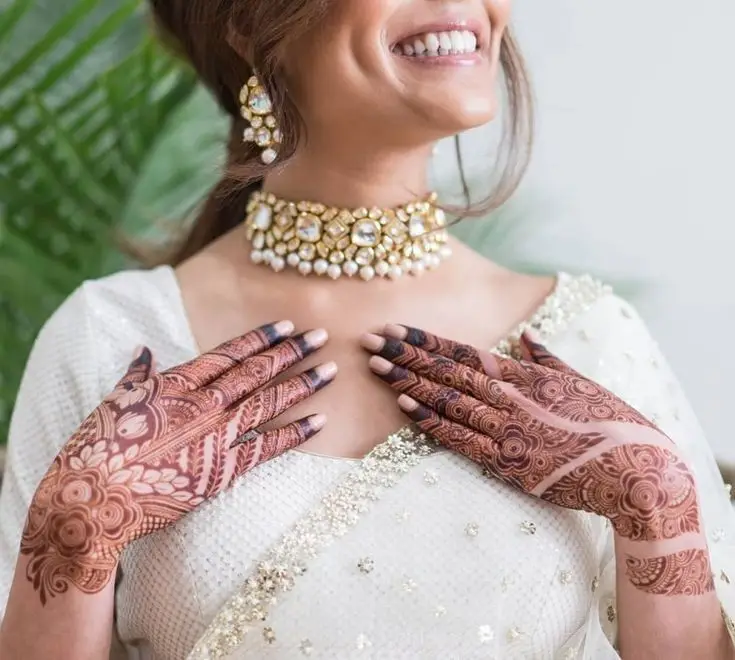 Dainty Mehndi Designs