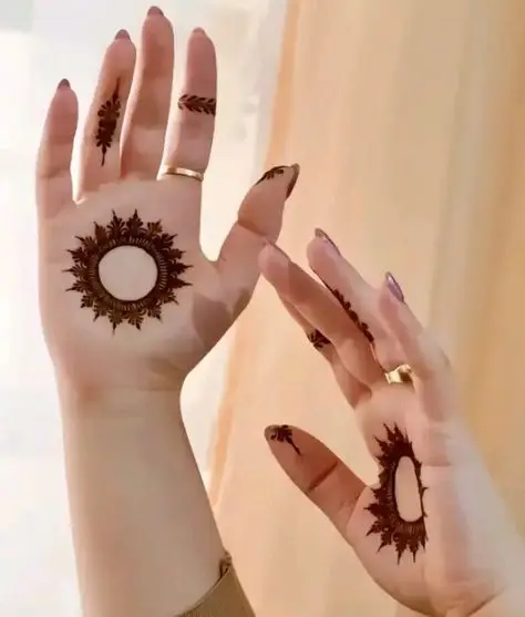 Fingertip Mehndi for Working Women