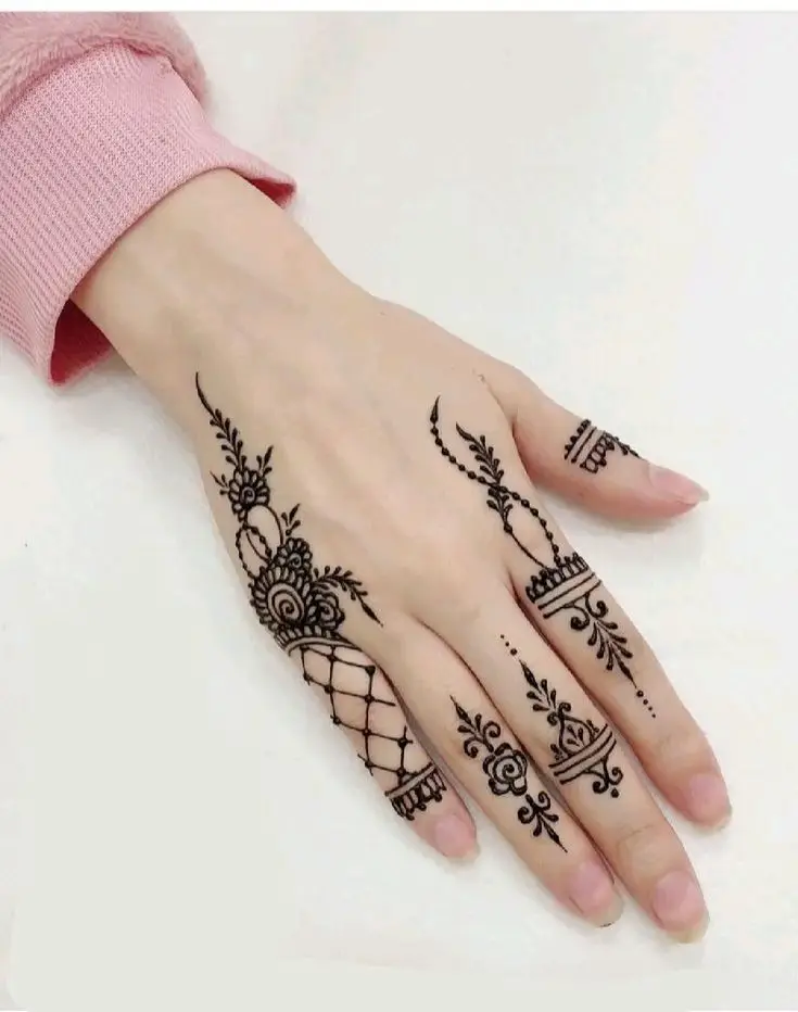 Fingertip Mehndi with Nail Art Combo