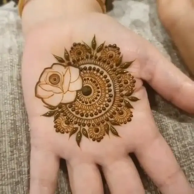 Flower Mehndi Design Easy Style for Every Day