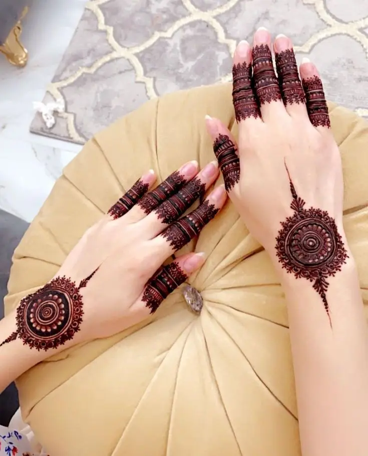 Glow in the Dark Fingertip Henna