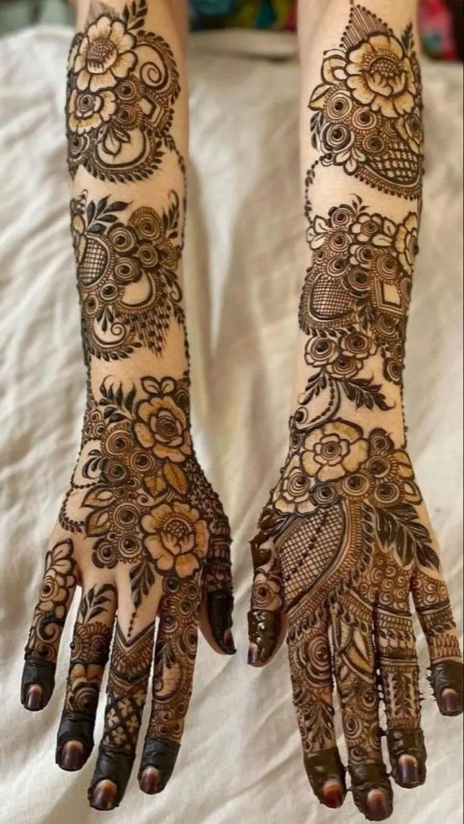 Khafif Mehndi Designs