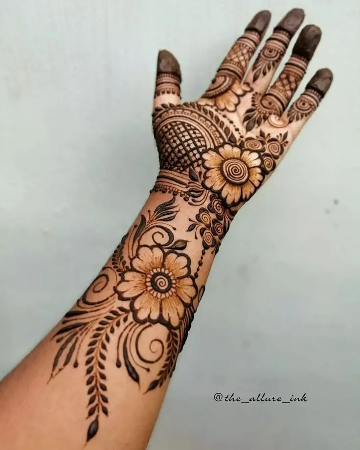 Latest rose mehndi designs 2025