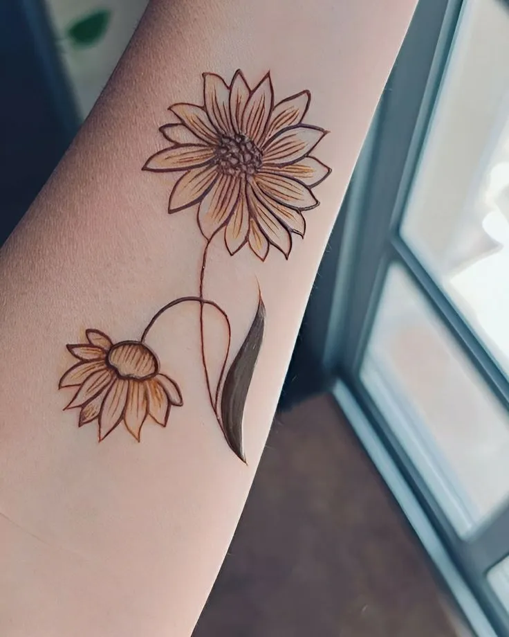Peacock with flowers henna