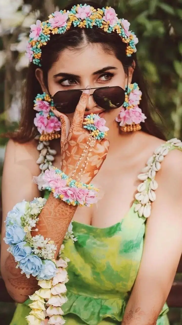 Resham embroidery mehndi dress