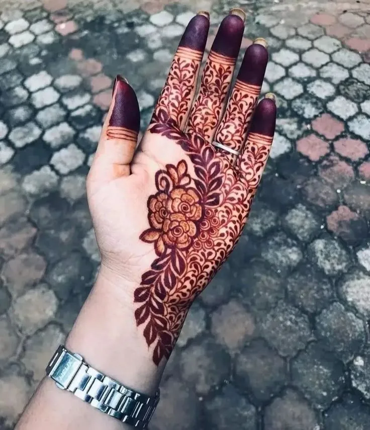 Rose with leaves mehndi