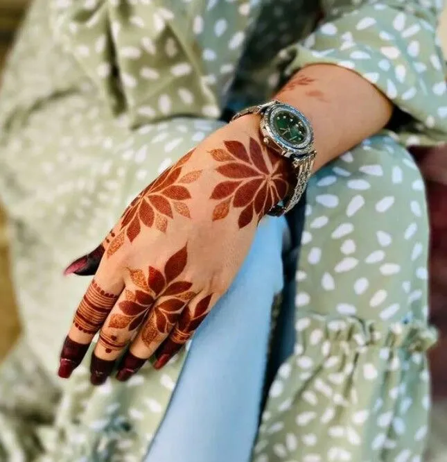 Wedding rose henna for hands