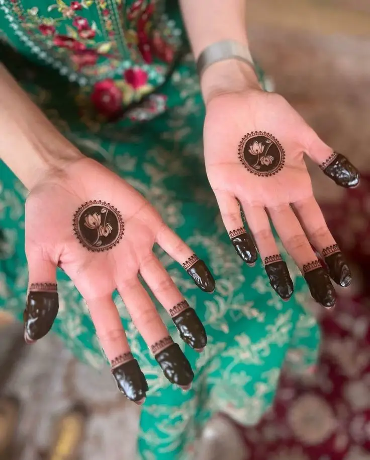 Easy Circle Mehndi