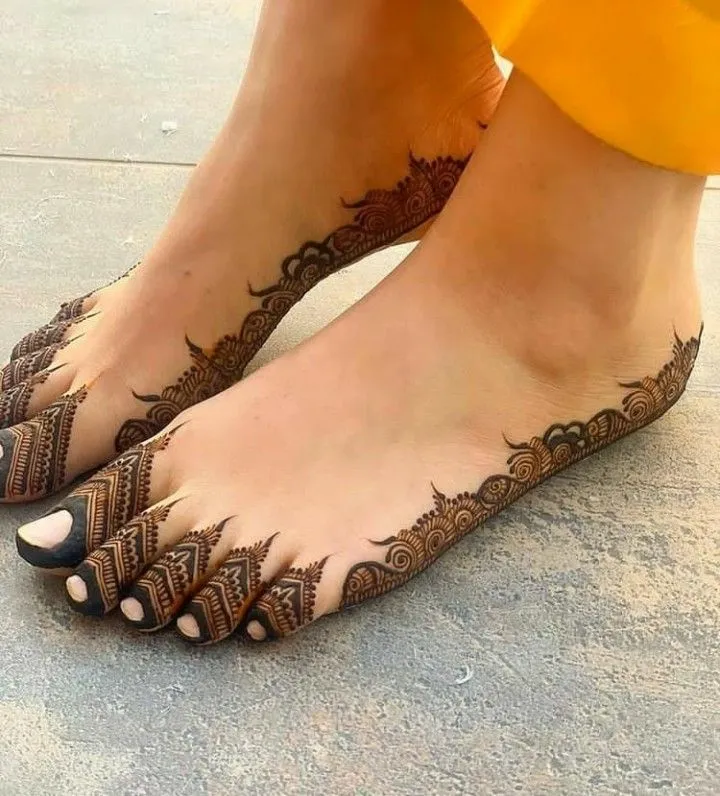 Easy foot henna for first timers