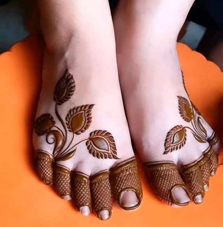 Easy foot mehndi for beginners