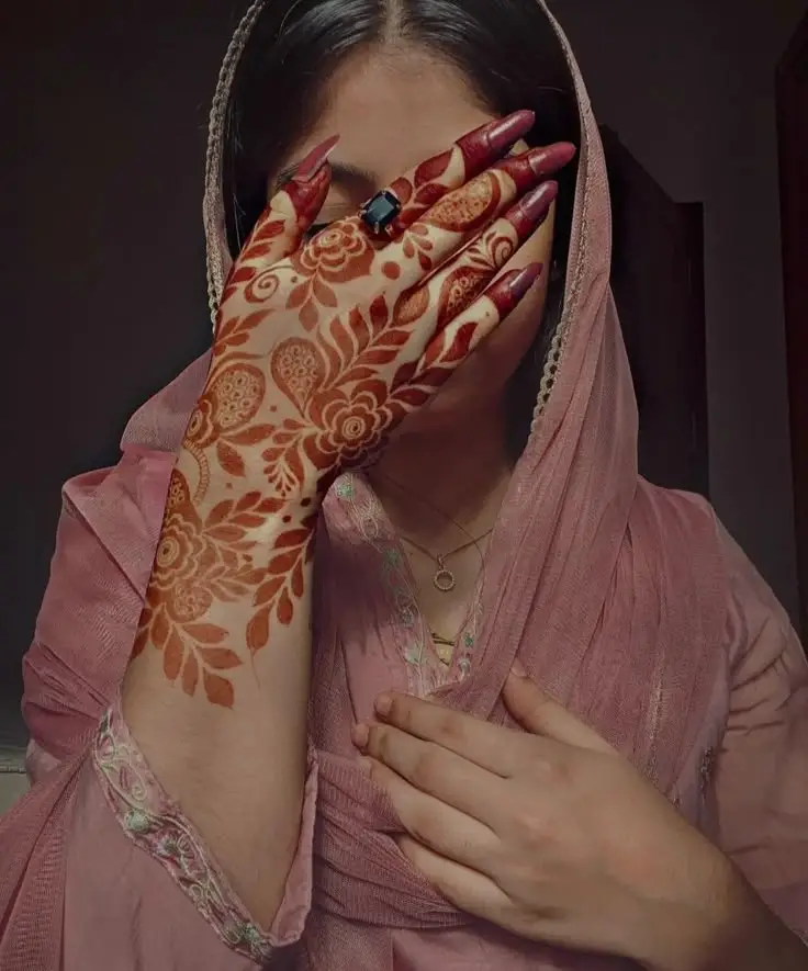 Floral Khafif Mehndi