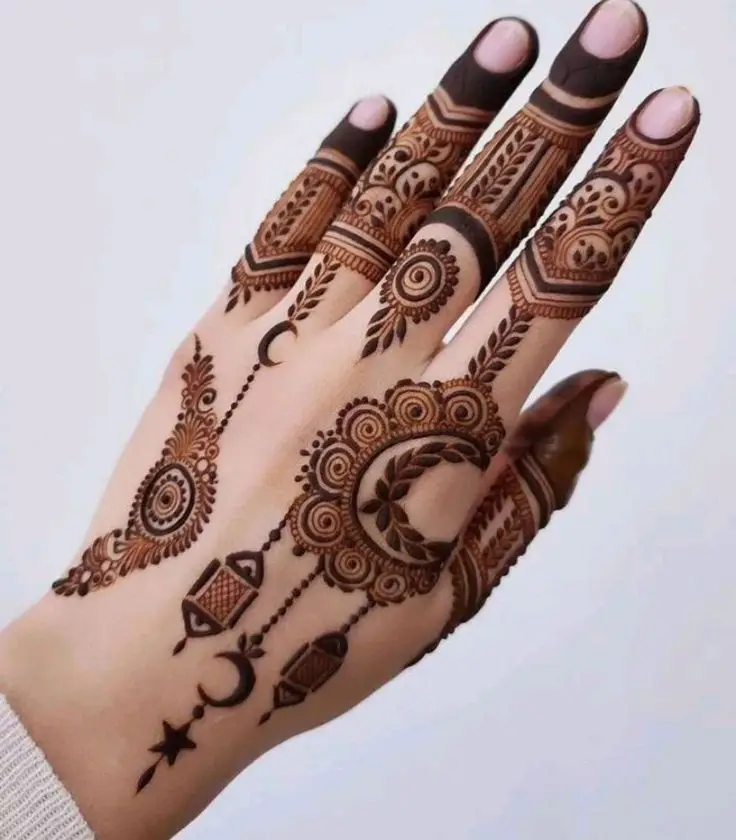 Khafif Mehndi for Instagram