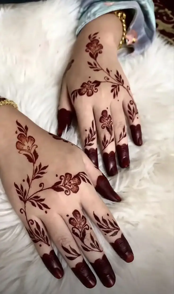 Latest finger mehndi designs