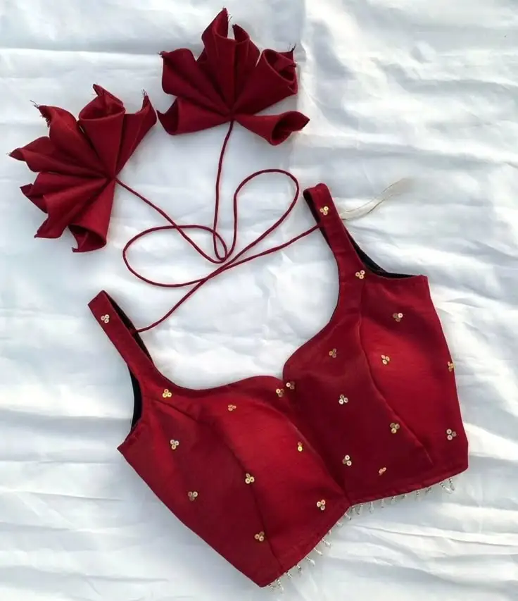 Latest sleeveless blouse designs 2025