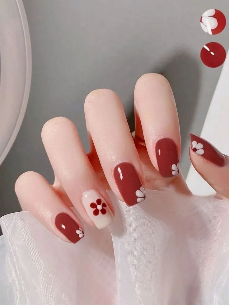 Nail art designs for Christmas