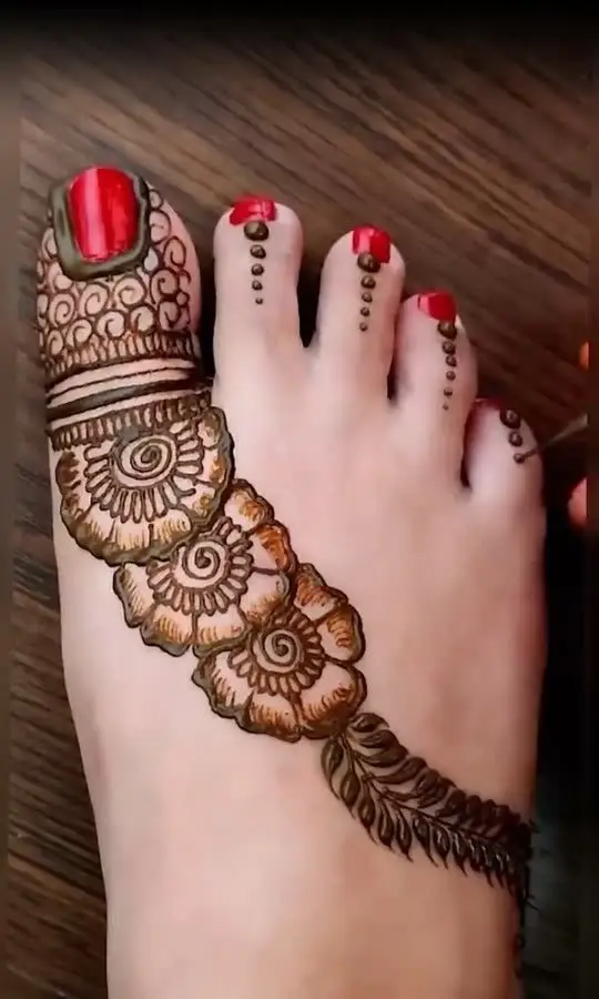 Simple Parani designs for groom