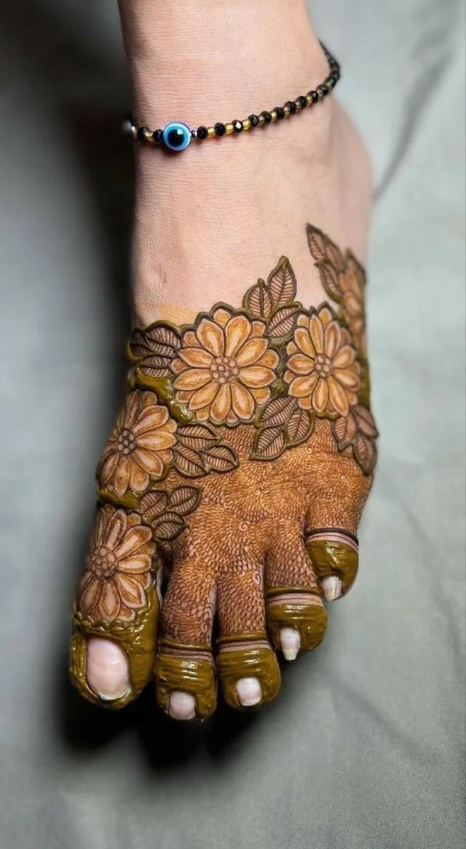 Which foot mehndi design lasts the longest