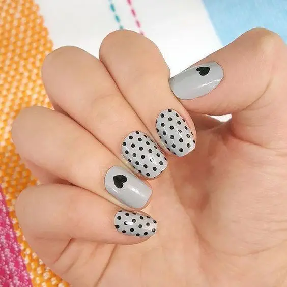 advanced black and white nail art