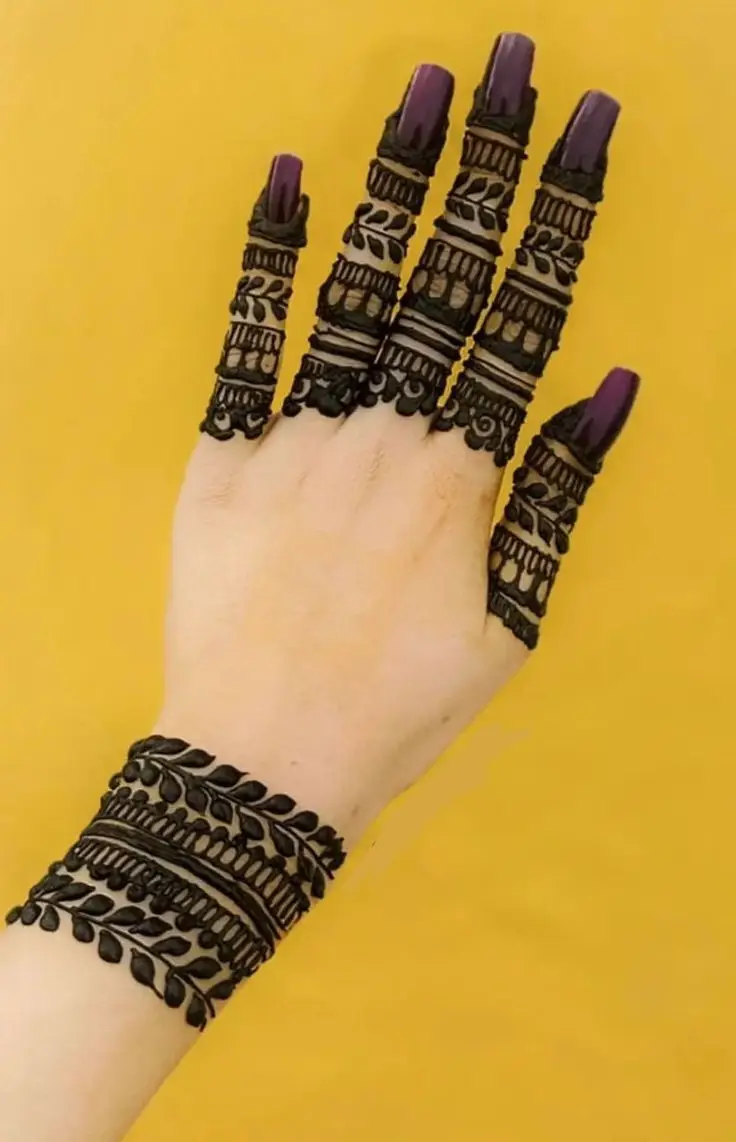 beautiful bracelet mehndi design