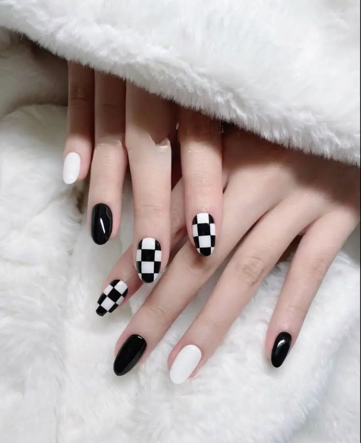 black and white nails for wedding