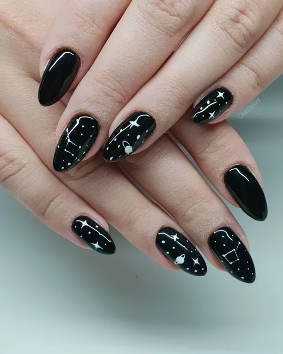 black coffin nail design