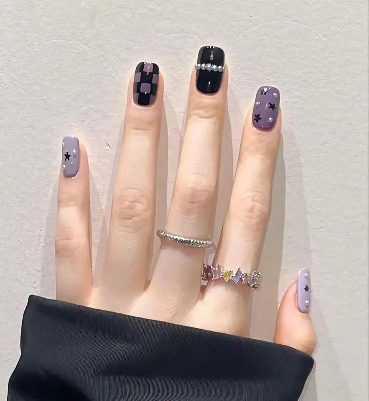 black & white nail art designs