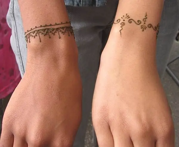 bracelet mehndi design for front hand