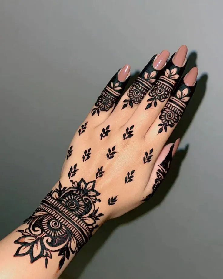 designer mehndi art