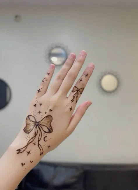 easy mehndi design for ring finger