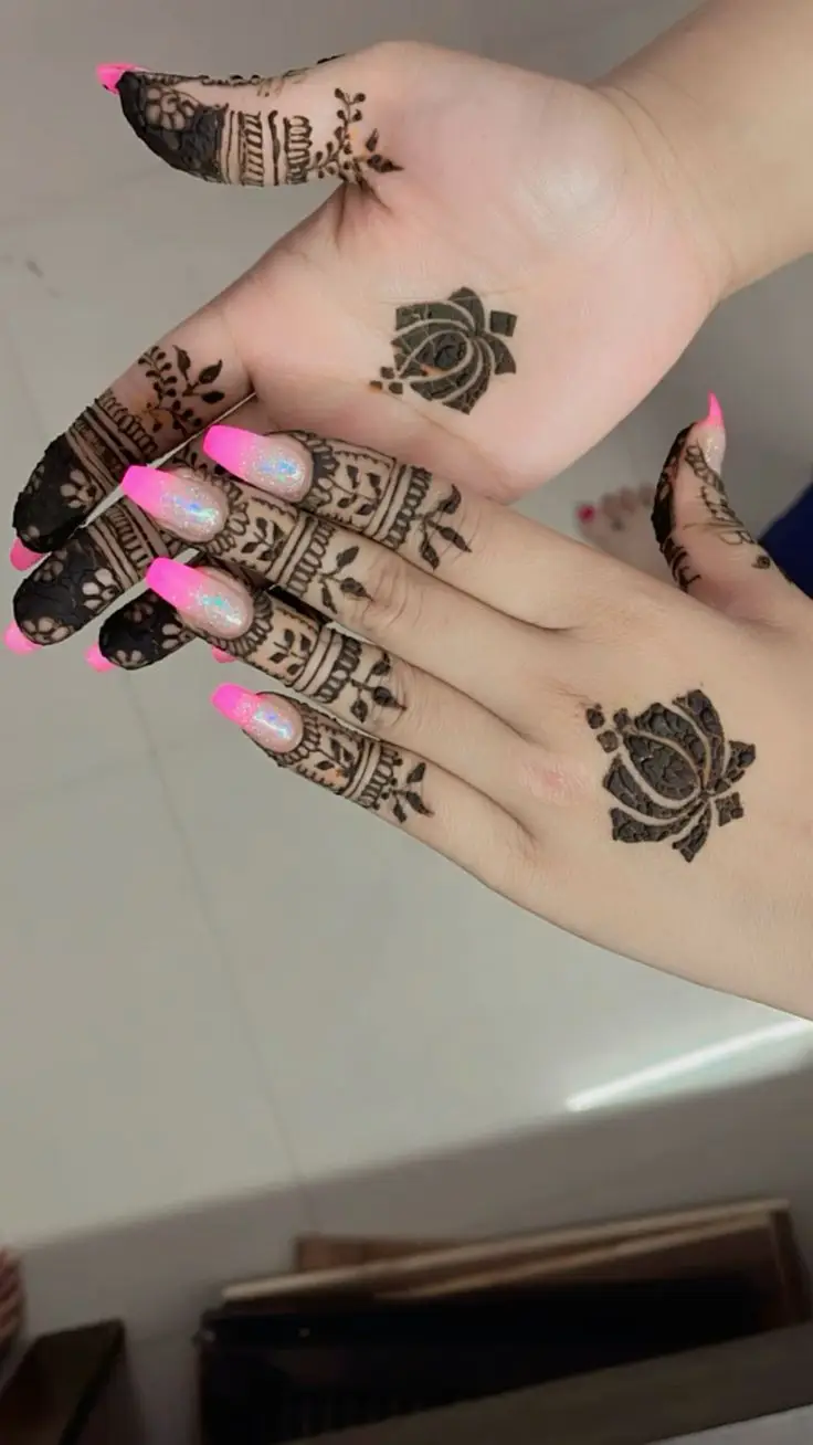 easy simple finger mehndi design
