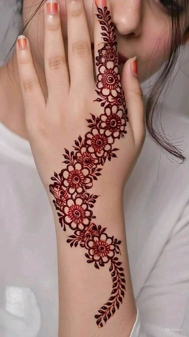 front hand mehndi design