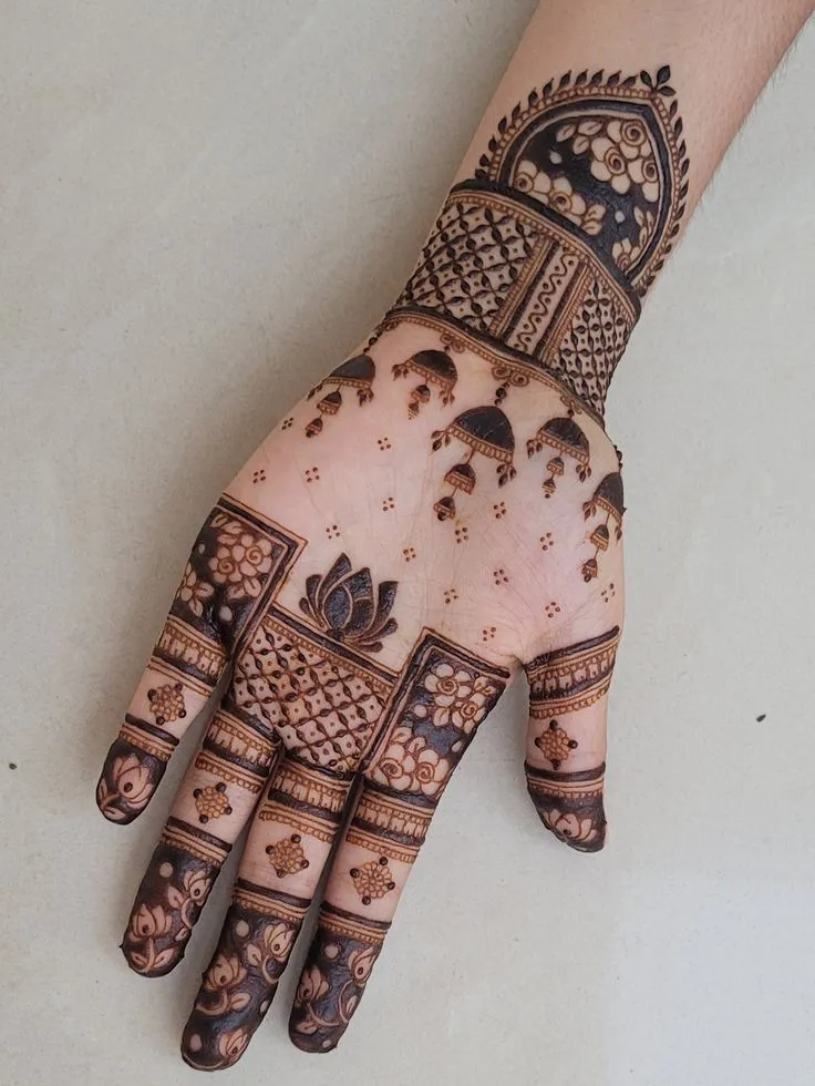 henna bel design