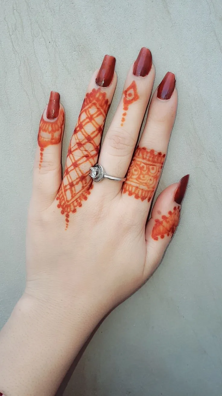 henna designs for ring finger